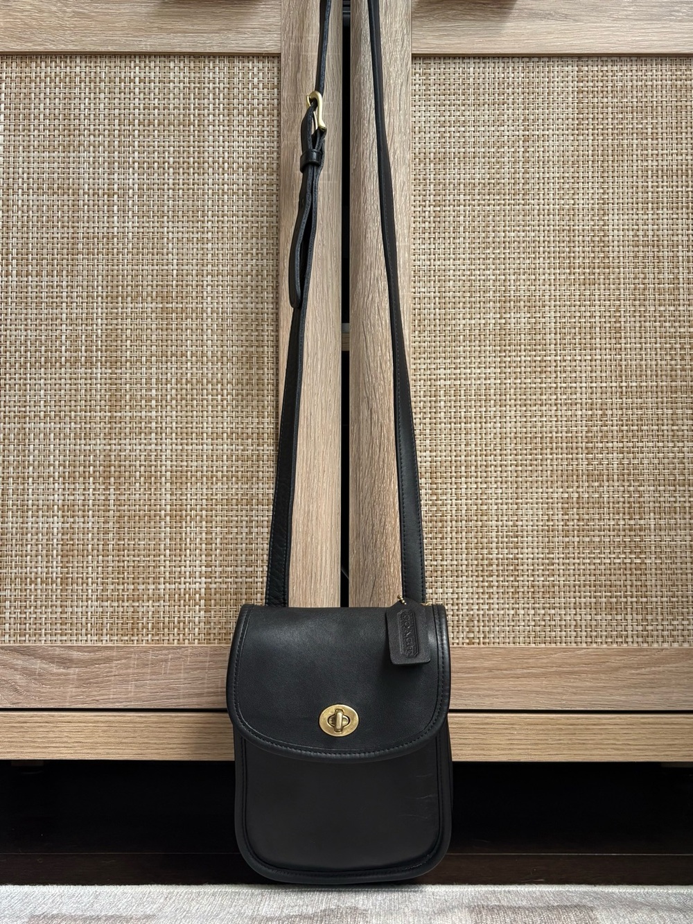 COACH Vintage Sidepack Black Leather Crossbody Shoulder Bag Handbag Purse 9978 - Picture 12 of 12